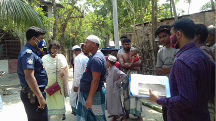 কালীগঞ্জে জরিমানা করায় ম্যাজিস্ট্রেটকে মারতে এলো বিদেশ ফেরত যুবক